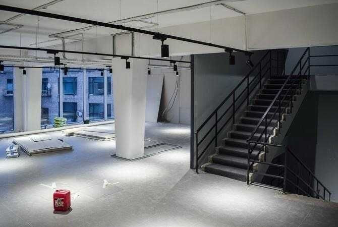 maliarni-roboti-ofisu-domu-kolir-vibiraje-zamovnik-stil-loft-big-2