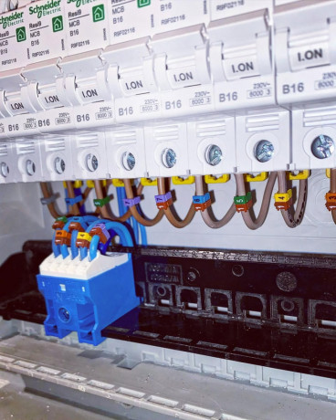 professionalnyi-elektrik-krivoi-rog-big-1