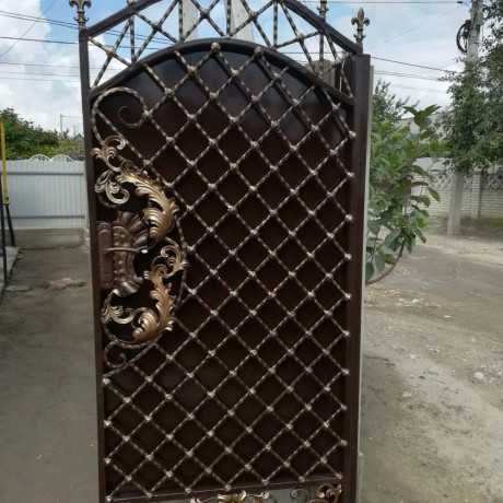 resetki-na-okna-i-dveri-izgotovit-krivoi-rog-big-2