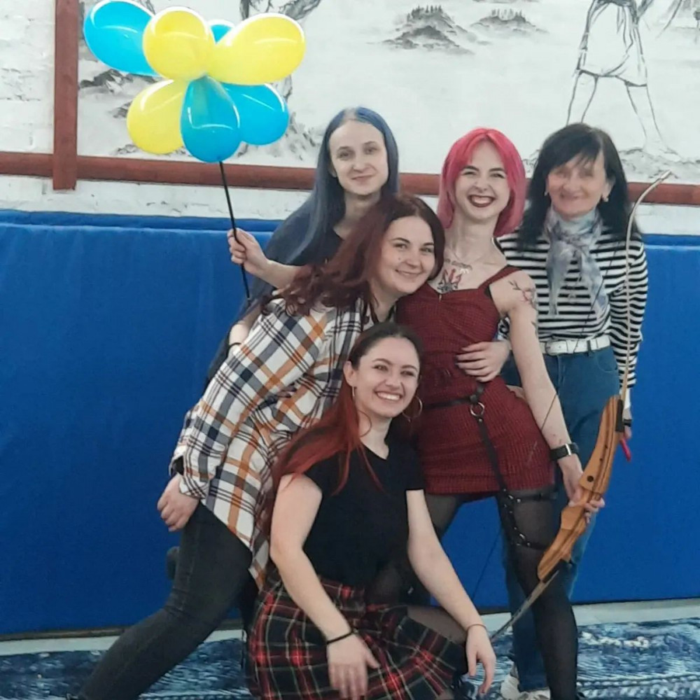 kudi-piti-z-druziami-v-kijevi-strilba-z-luka-v-klubi-lucnik-big-4