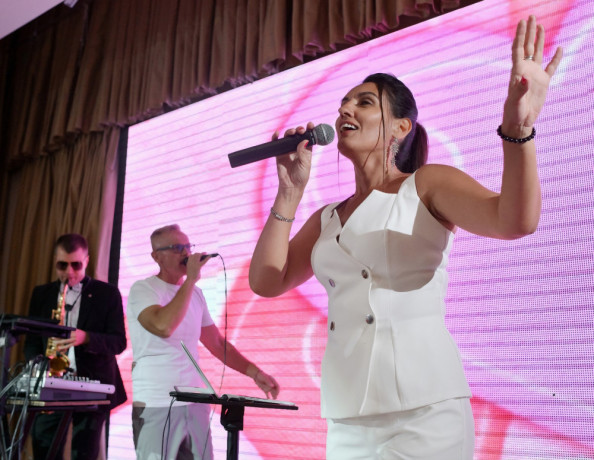 veduca-tamada-ziva-muzika-didzei-muzikanti-sou-na-sviato-big-3
