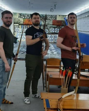 podarunok-colovikovi-v-kijevi-sertifikat-na-strilbu-z-luka-big-4