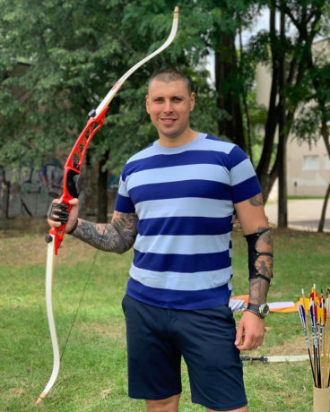 podarunok-colovikovi-v-kijevi-sertifikat-na-strilbu-z-luka-big-3
