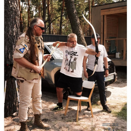 podarunok-colovikovi-v-kijevi-sertifikat-na-strilbu-z-luka-big-1