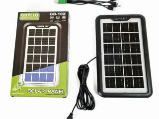 portativnaia-solnecnaia-panel-gd-10x-s-usb