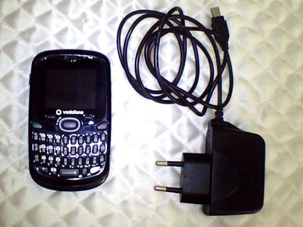 mobilnyi-vodjfon-345-textv345x-2avdgb1-big-1