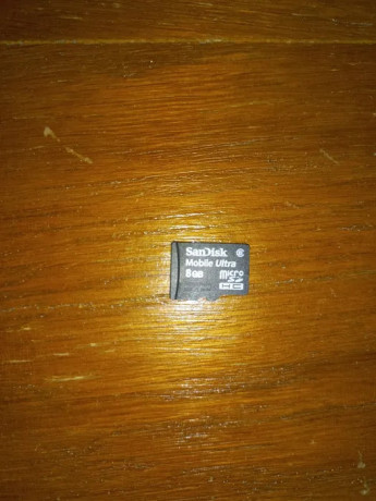 karta-pamiati-microsd-8-gb-big-0